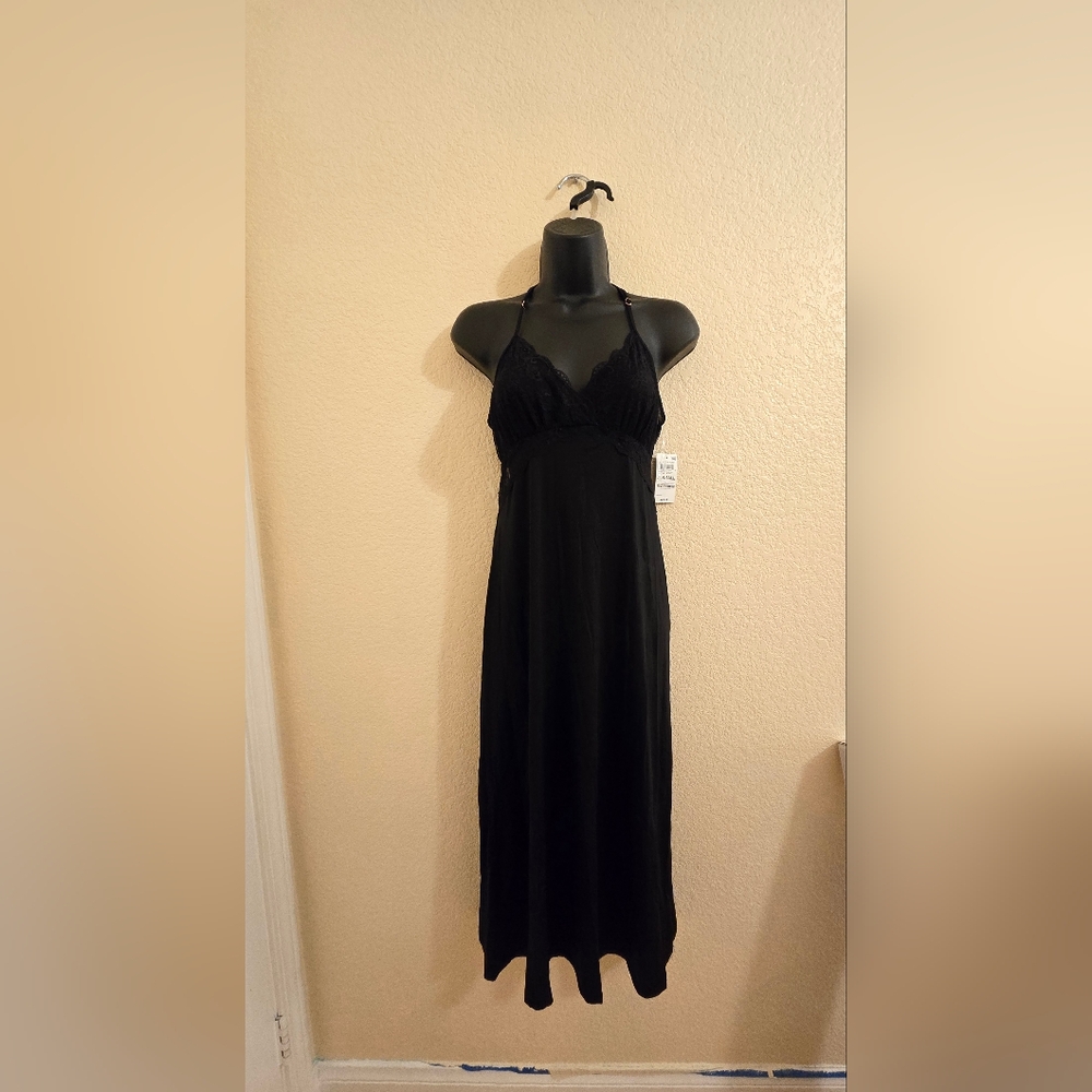 Black Lace Long Nightgown nwt